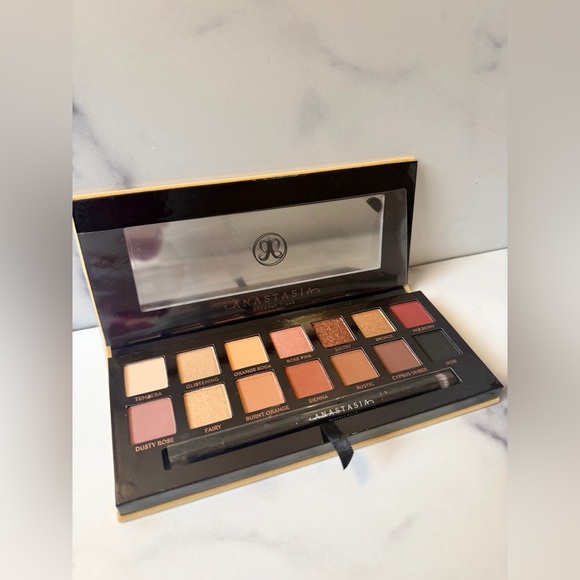 NEW Anastasia Beverly Hills Soft Glam Eyeshadow Palette | NIB | Authentic - Picture 3 of 8